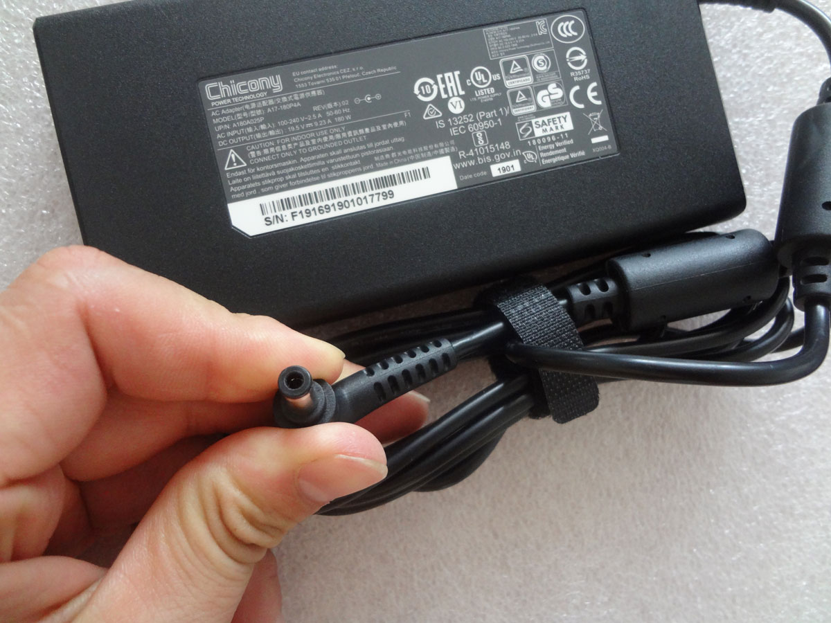 Nouveau OEM Chicony 19.5V 9.23 - Pc Gaming Uk avis et prix