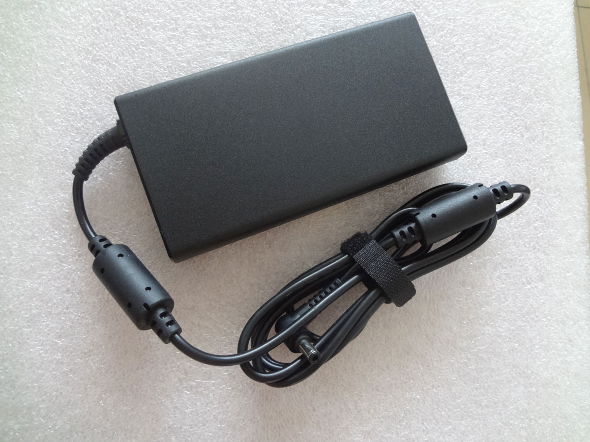 Nouveau OEM Chicony 19.5V 9.23 - Pc Gaming Uk avis et prix