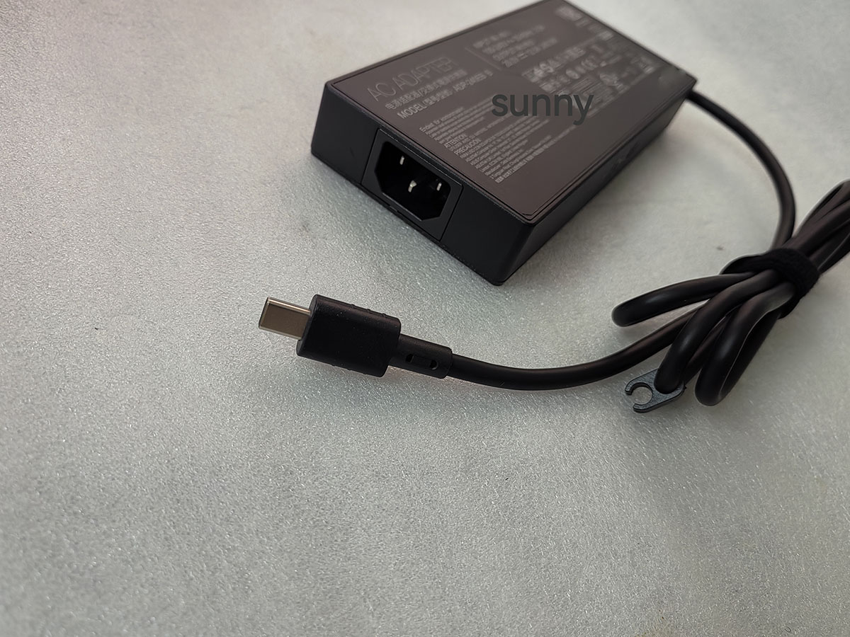 Adaptateur secteur rectangulai - Pc Gaming Uk avis et prix