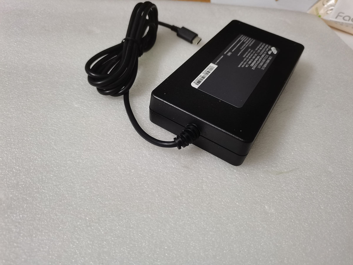 Nouveau mince OEM FSP 28V 5A F - Pc Gaming Uk avis et prix
