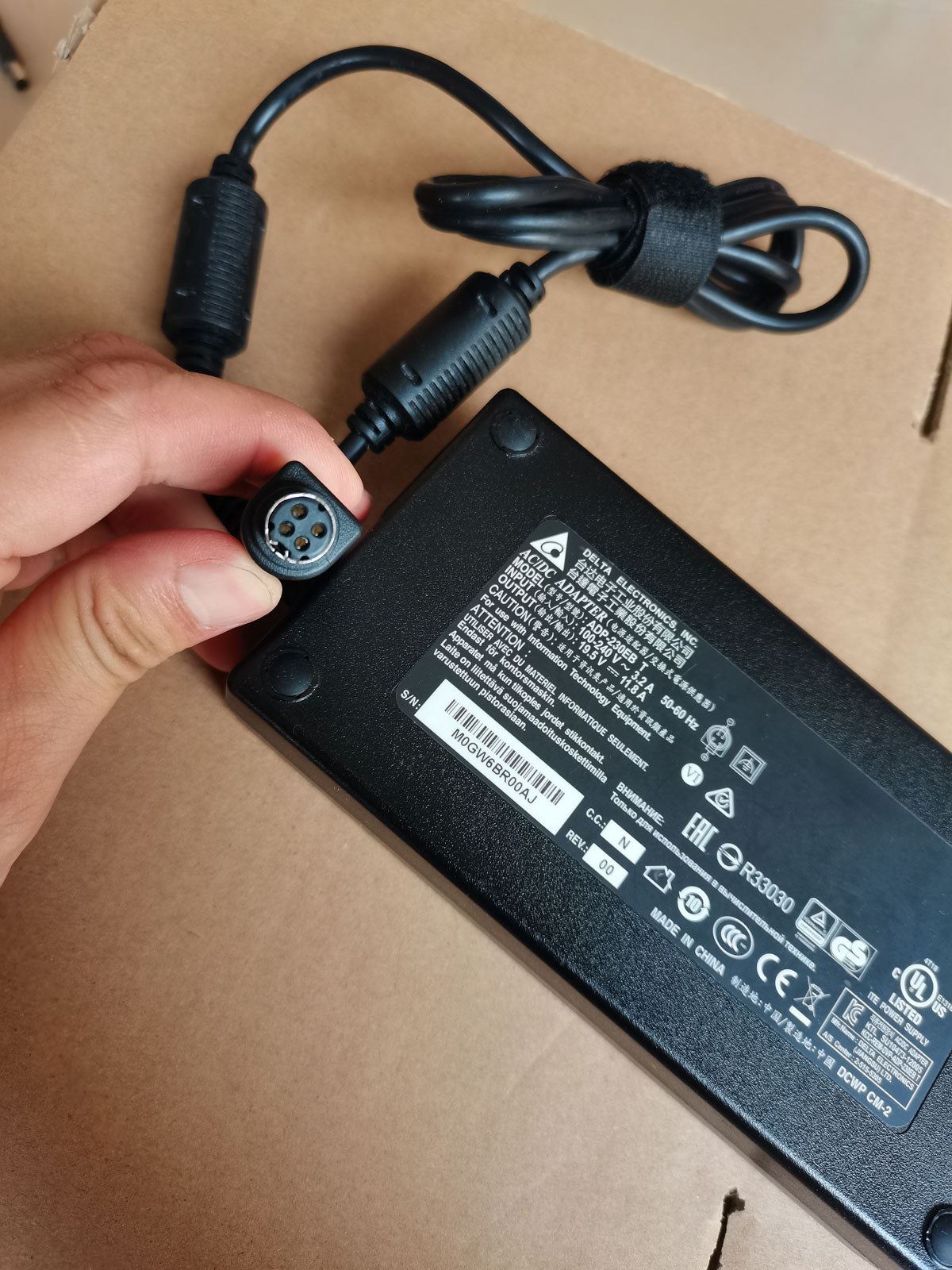 Adaptateur secteur OEM Delta 2 - Pc Gaming Uk avis et prix