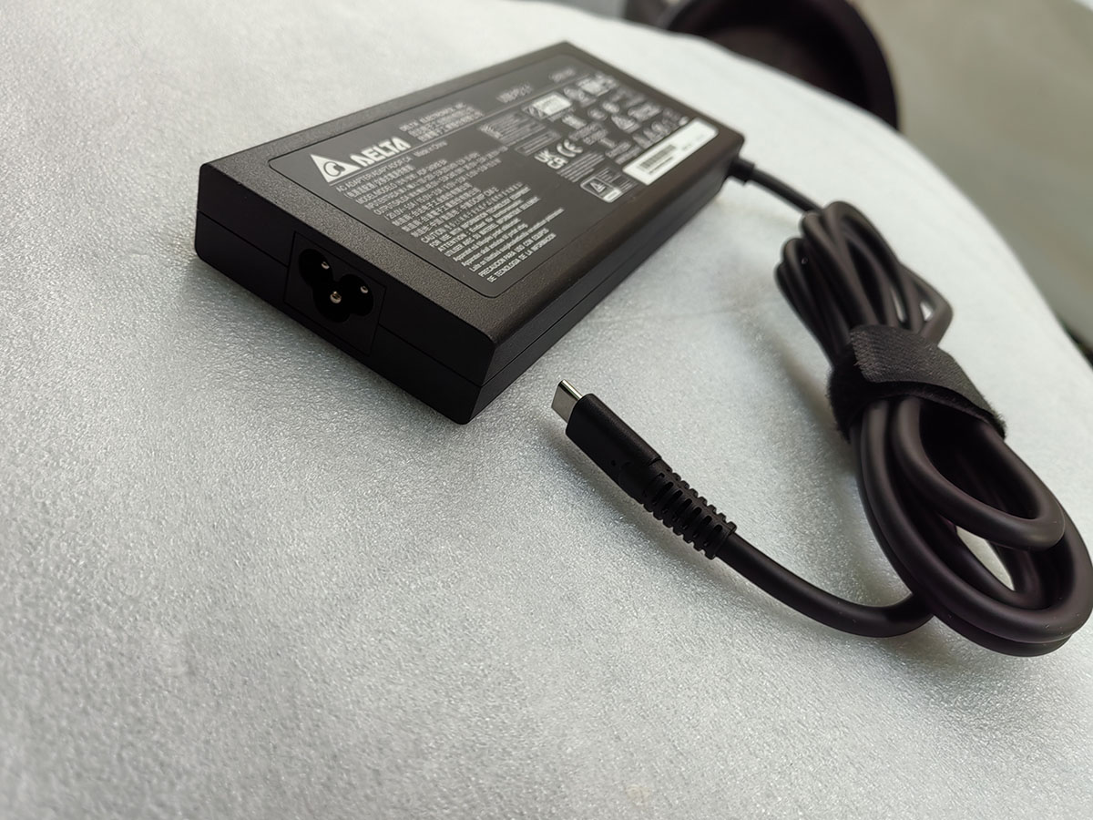 Nouveau OEM ADP-240KB BA Delta - Pc Gaming Uk avis et prix